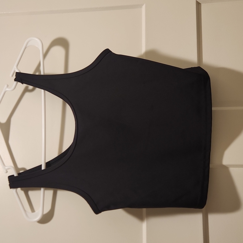 Fleo Breeze Black Crop Top Medium